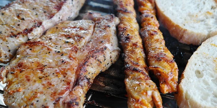 Carne di pecora d'Abruzzo cotta alla brace.