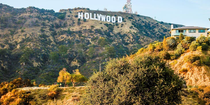 Una vista del cartel de Hollywood en California.