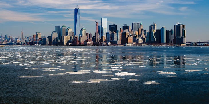 El horizonte de Manhattan durante el día en una empresa de Nueva York.